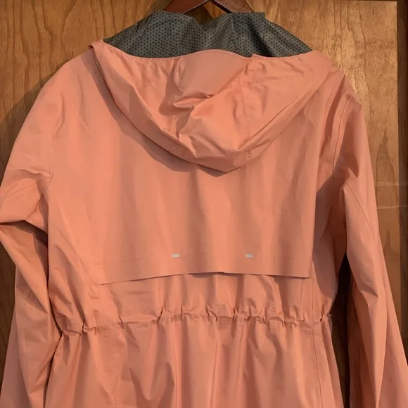 Columbia Coral Hooded Raincoat - Weekend Adventure - Picture 3 of 7